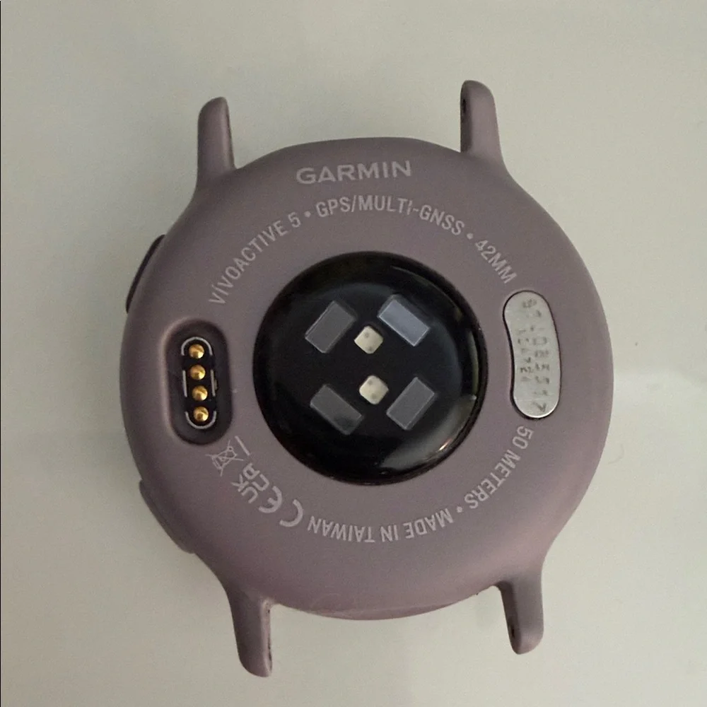garmin sleek smartwatch